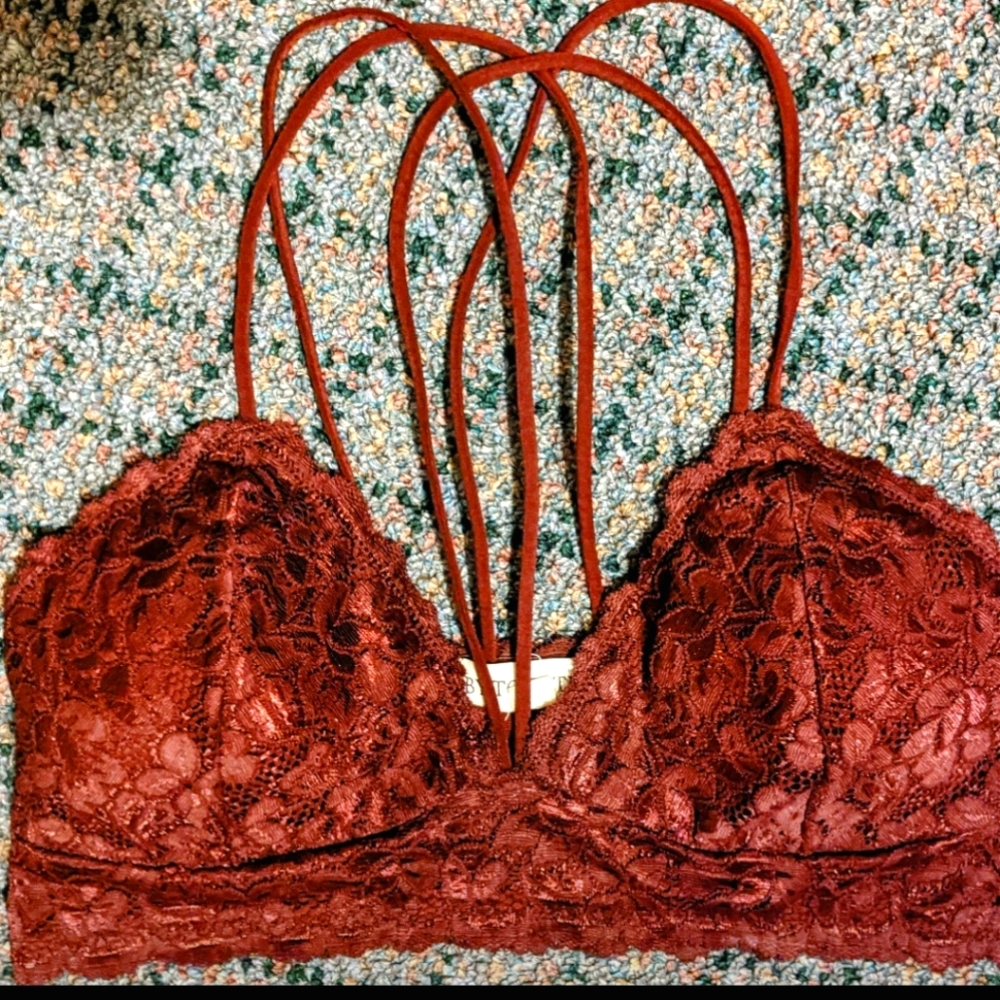 By Together used lace undergarment M